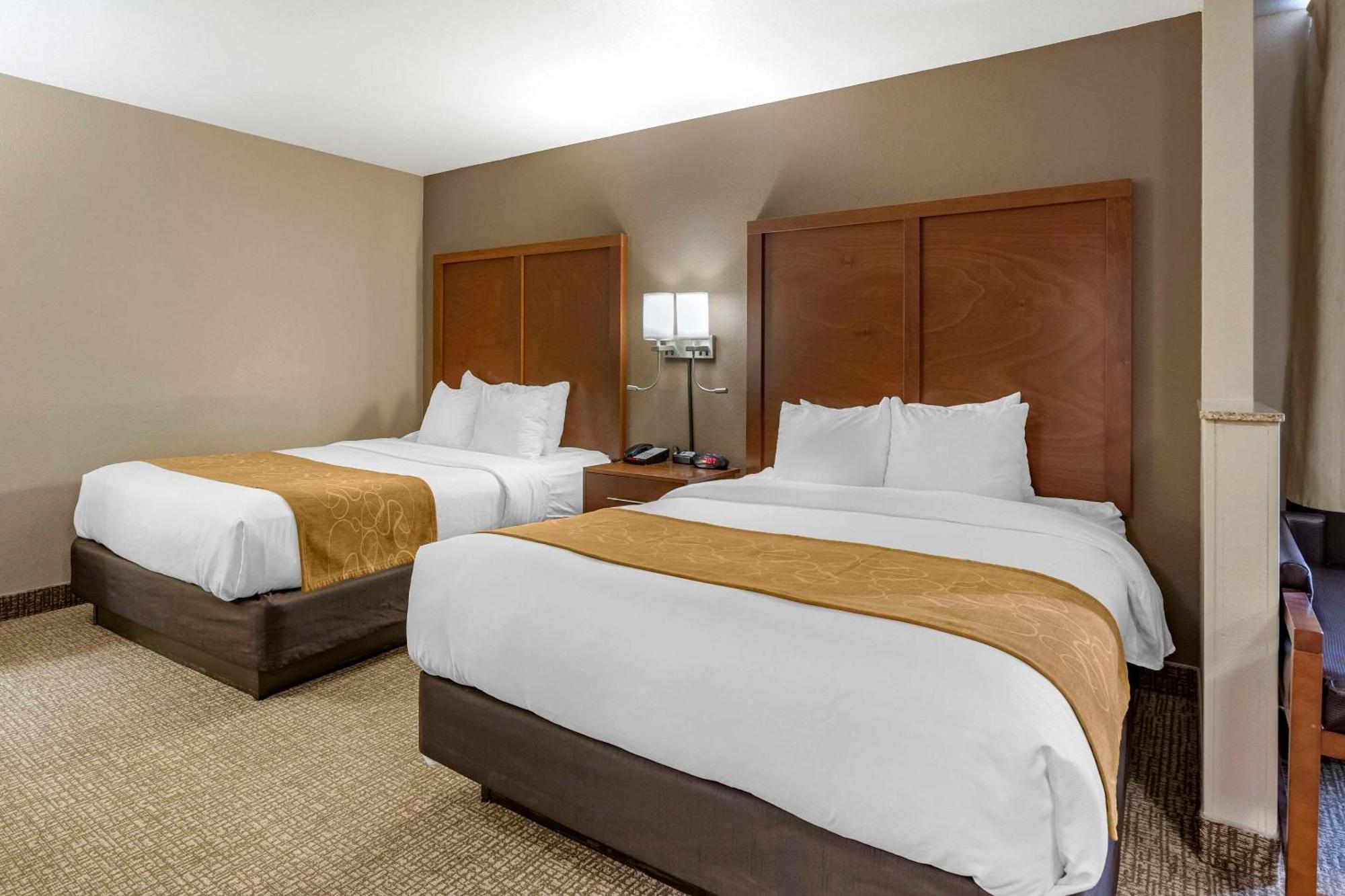 Comfort Suites Coralville I-80 Екстер'єр фото