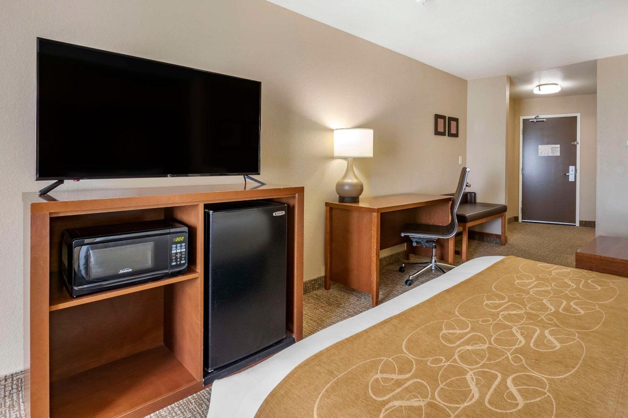 Comfort Suites Coralville I-80 Екстер'єр фото