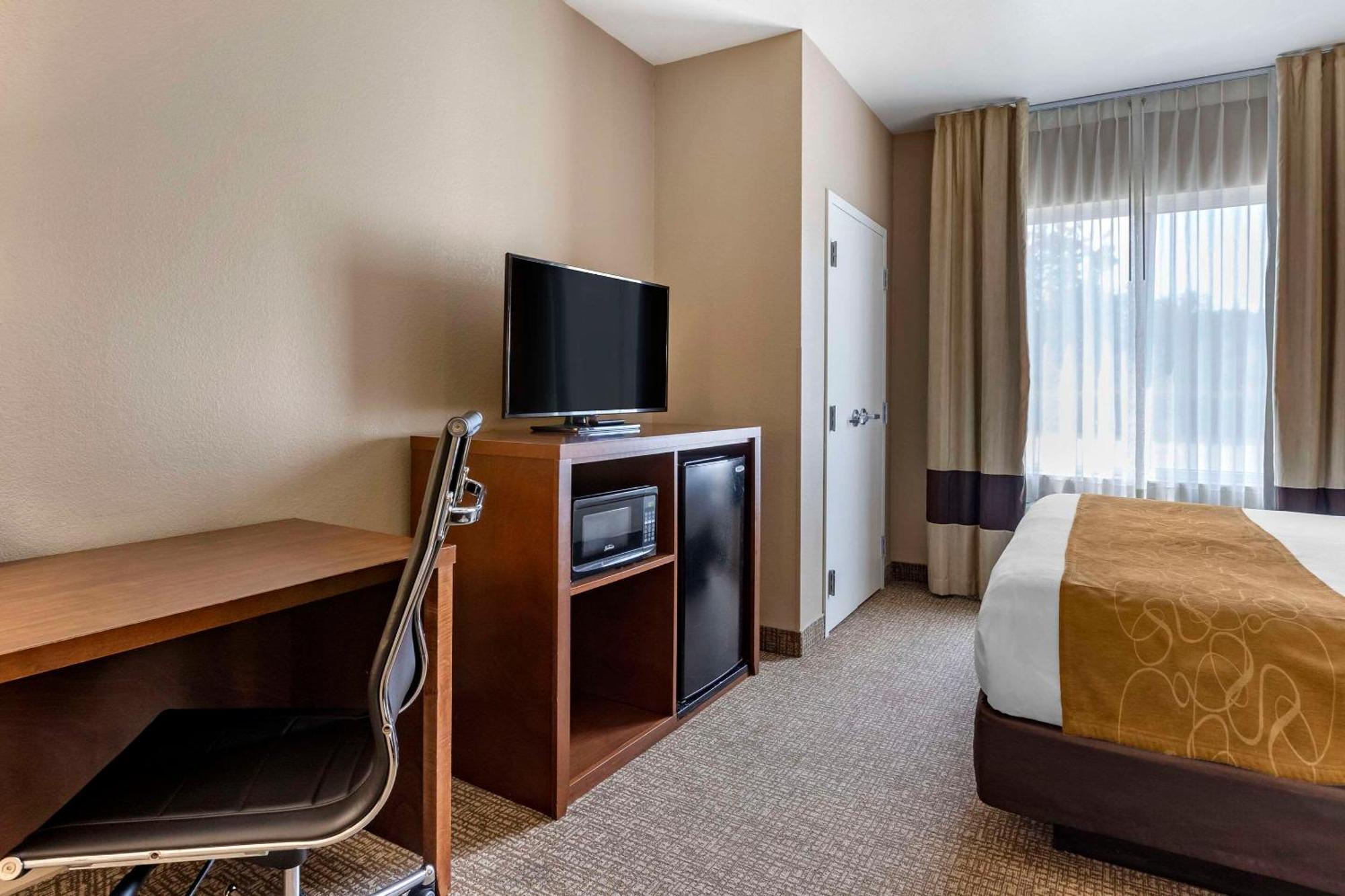 Comfort Suites Coralville I-80 Екстер'єр фото